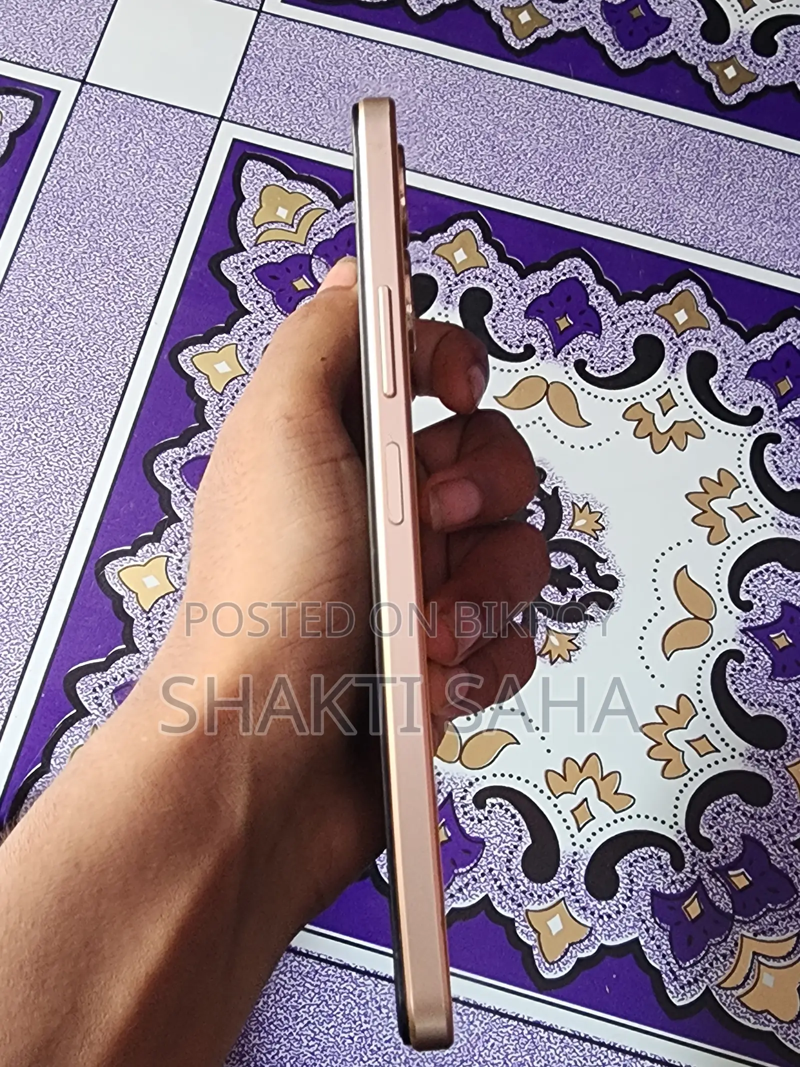 Vivo Y56 128 GB Gold