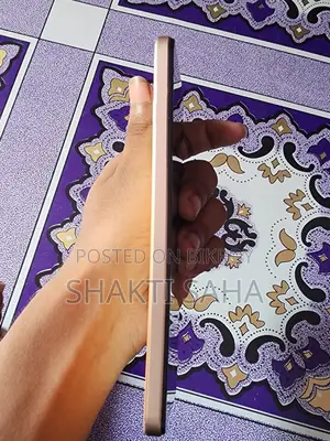 Vivo Y56 128 GB Gold