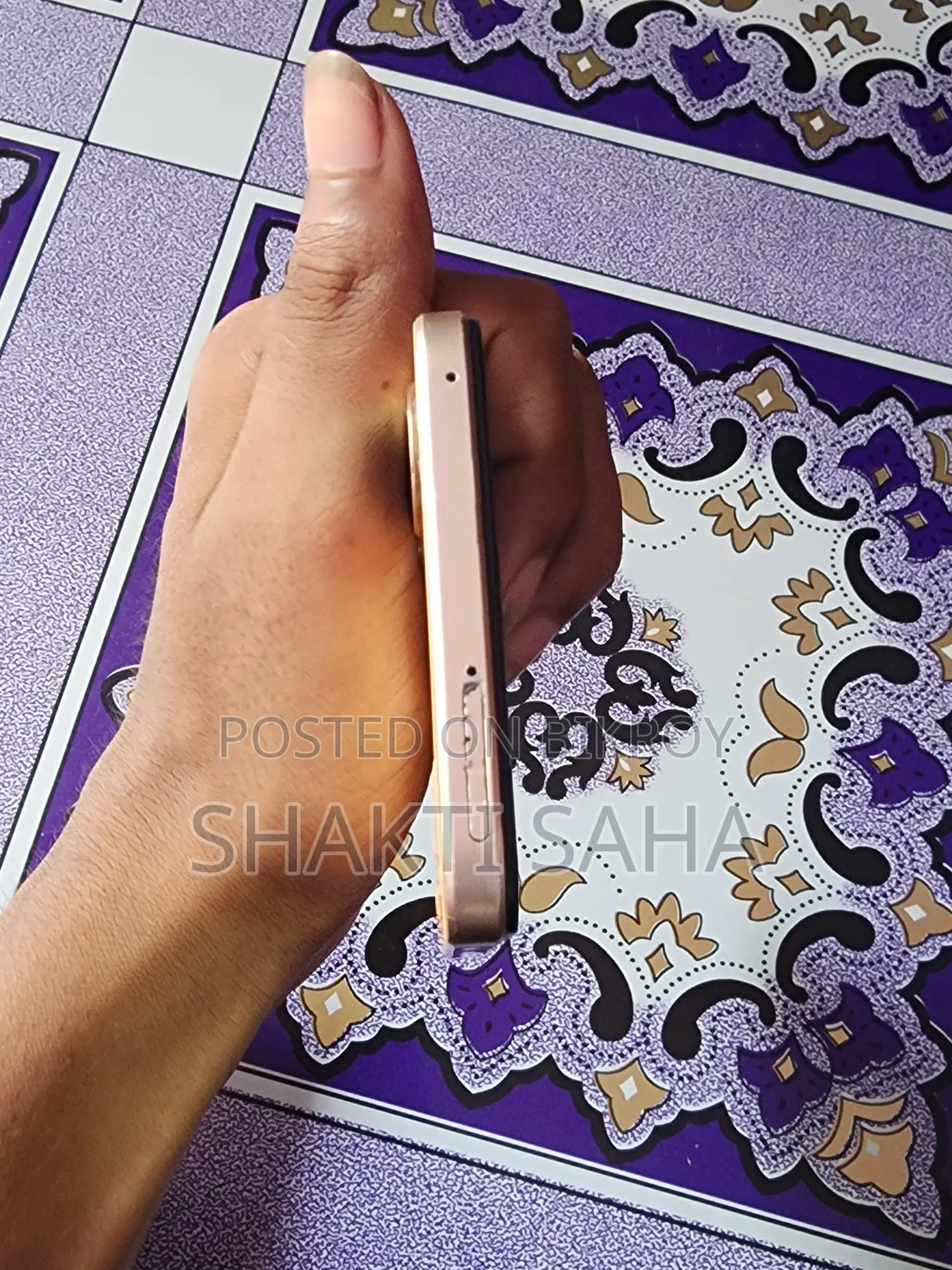 Vivo Y56 128 GB Gold