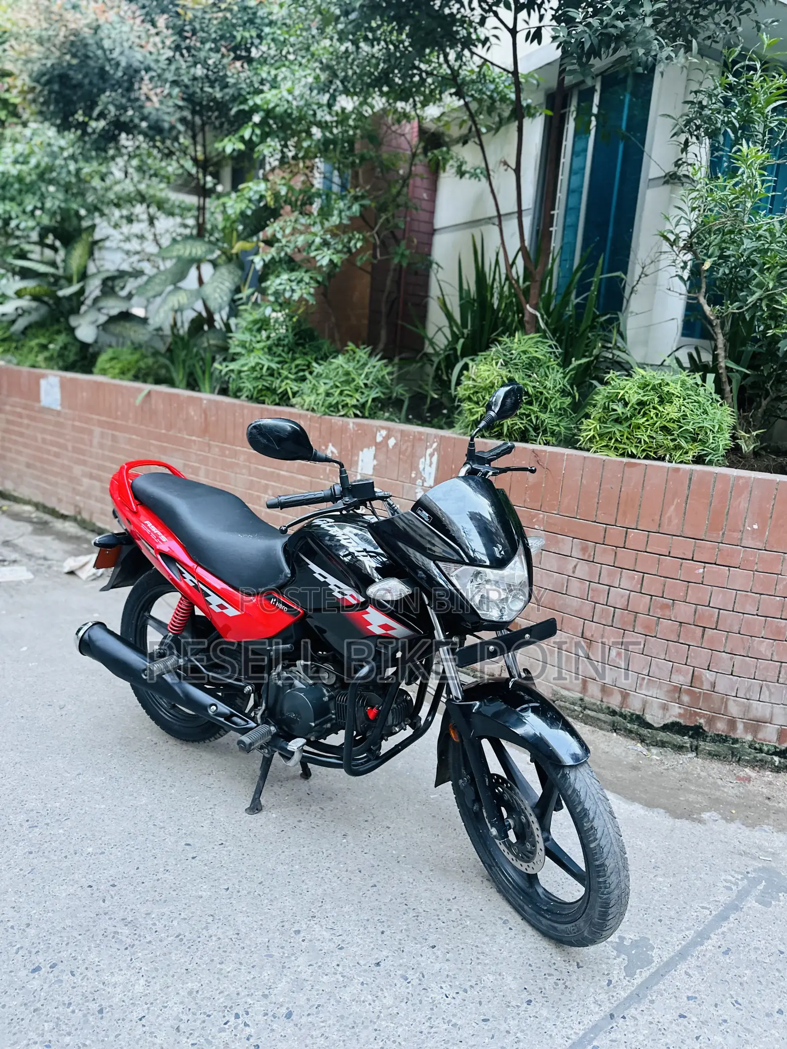 Hero Glamour 2021 Black