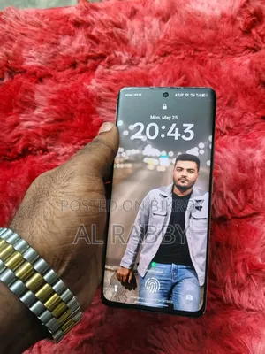 রিয়েলমি ১২ প্রো+ ৫১২ জিবি হোয়াইট