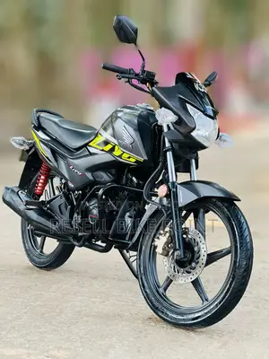 হোন্ডা ২০২৫ ধূসর