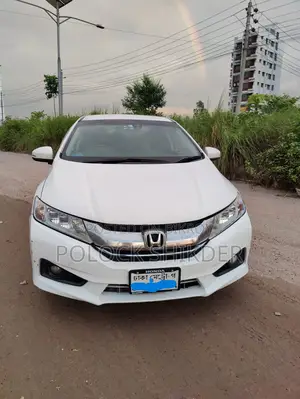 Honda Grace 1.5 Hybrid FWD 2016 Pearl