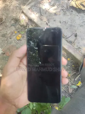 আইকিউওও ১২৮ জিবি কালো
