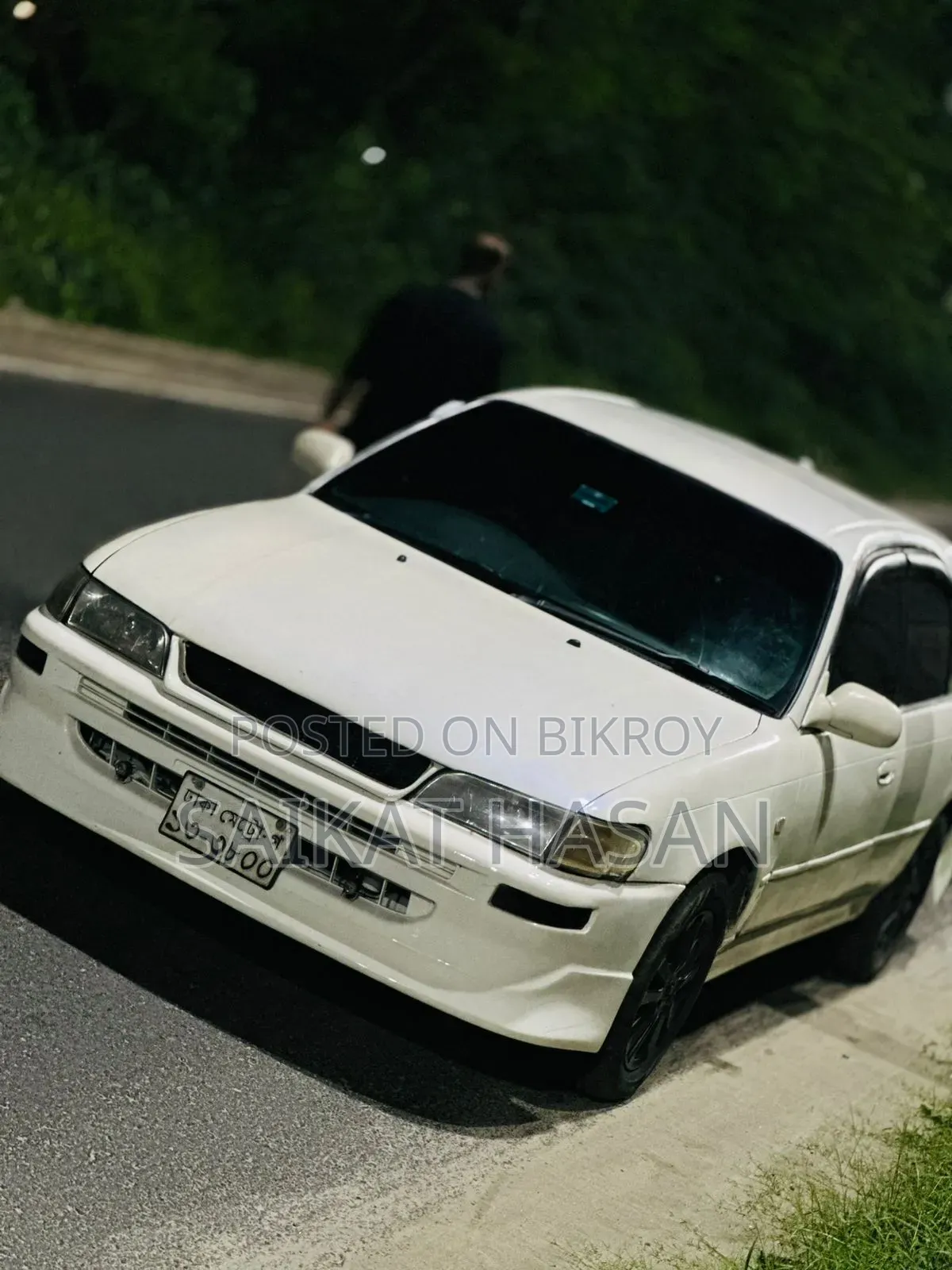 Toyota Corolla Automatic 1994 White