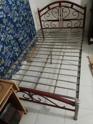 খাট বিক্রি হবে