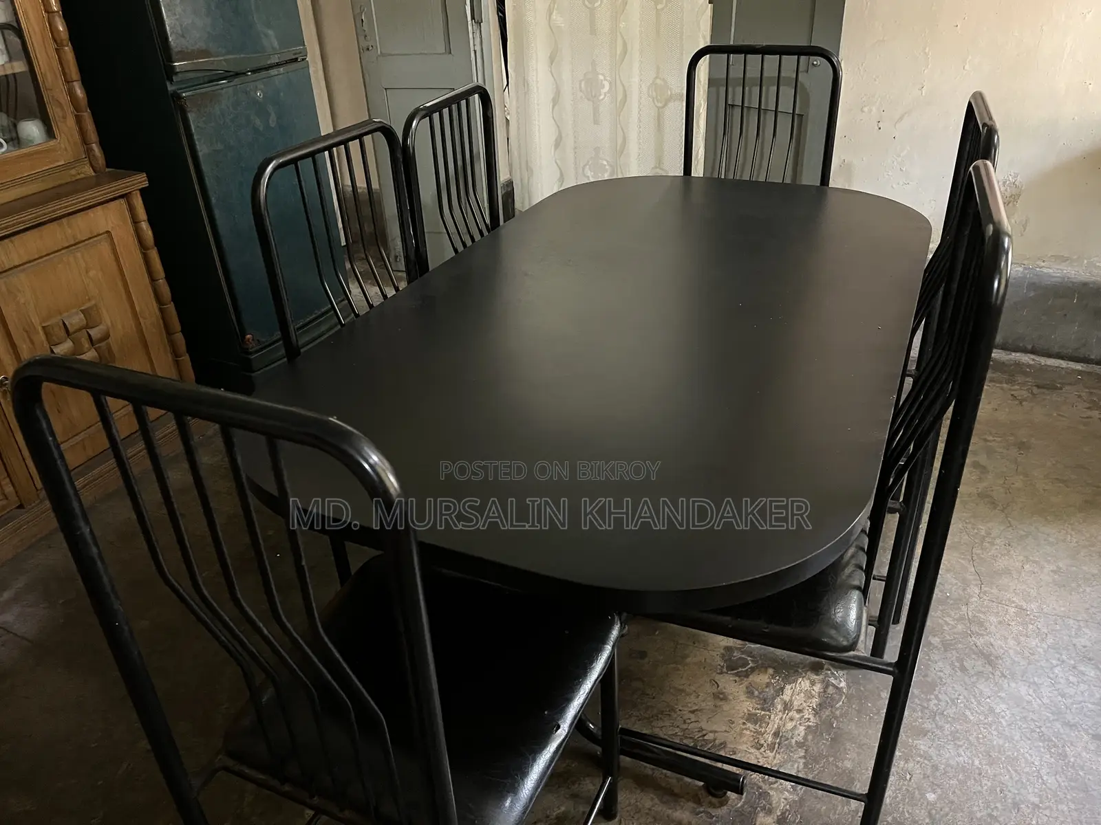 Otobi 6 Seater Dining Table for Sale!!!