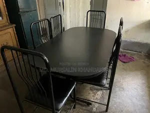 Otobi 6 Seater Dining Table for Sale!!!