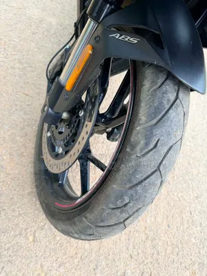 CFMoto 300SR 2025