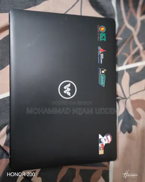 New Laptop 4GB Intel Core 5 HDD 1T