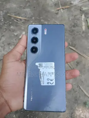 নতুন টেকনো ক্যামন ৪০ ২৫৬ জিবি ব্ল্যাক