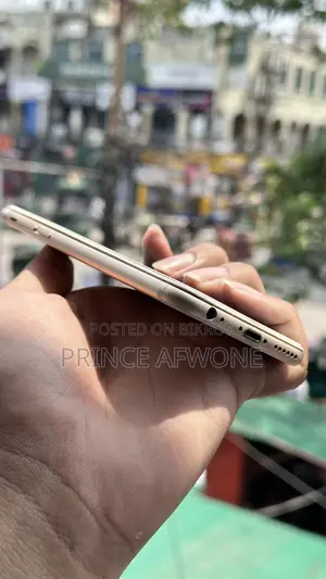 Apple iPhone 6s 64 GB Rose Gold