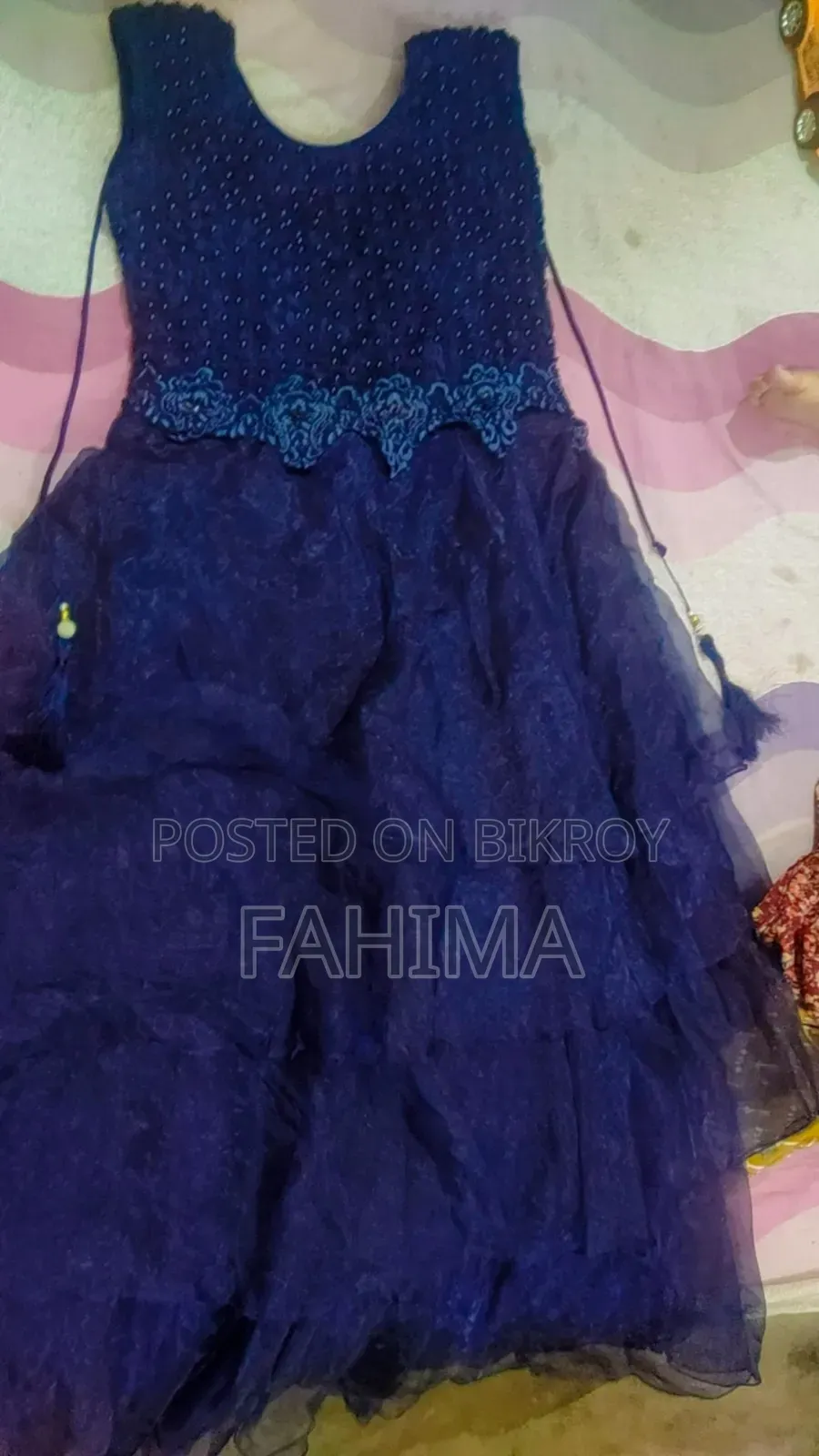 Selling urgently