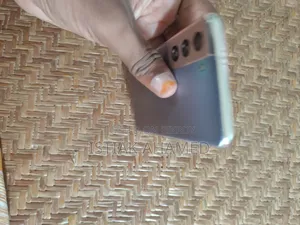 Samsung Galaxy S21 5G 128 GB Purple