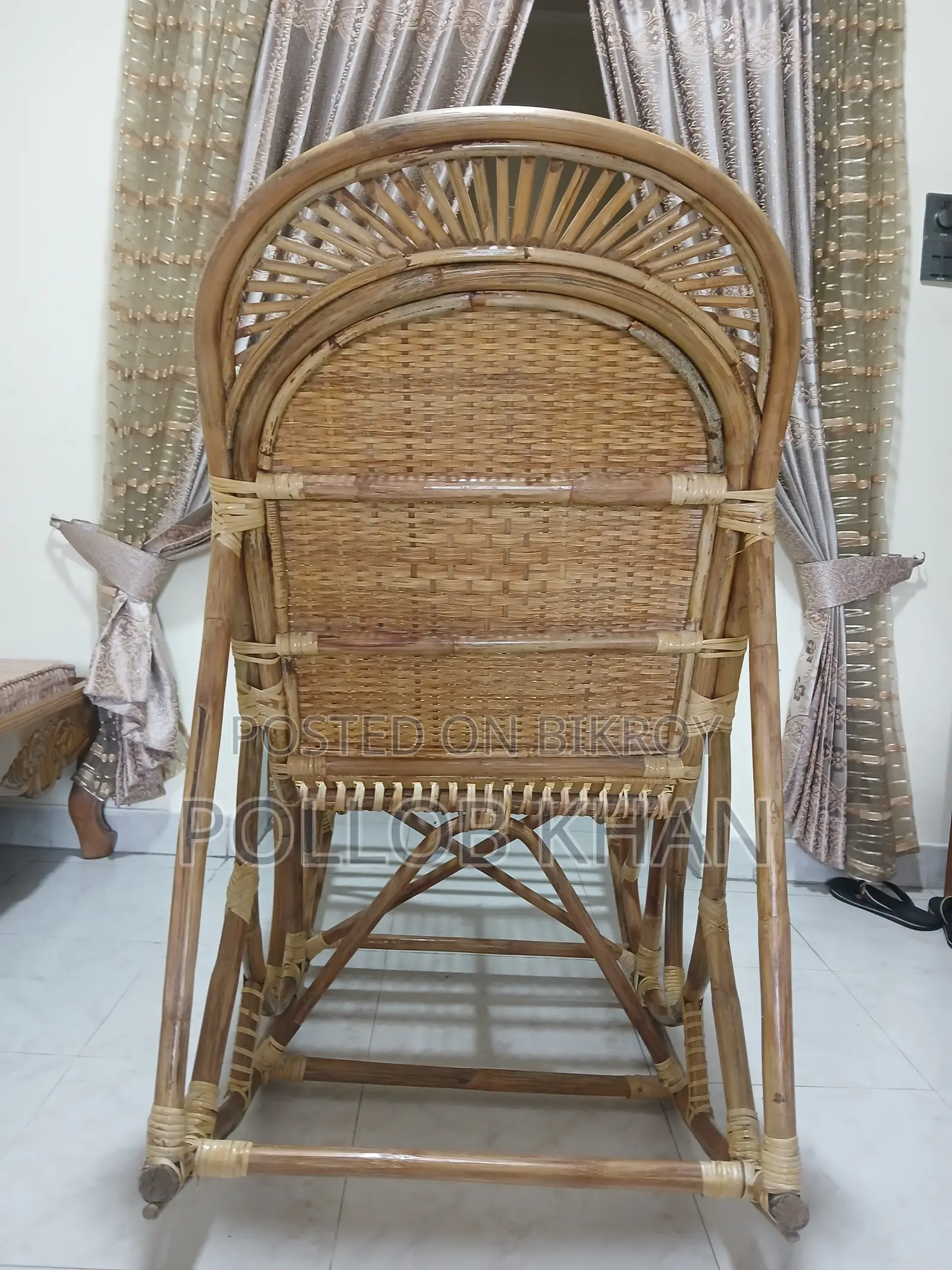 High Quality Rattan Rocking Chair.