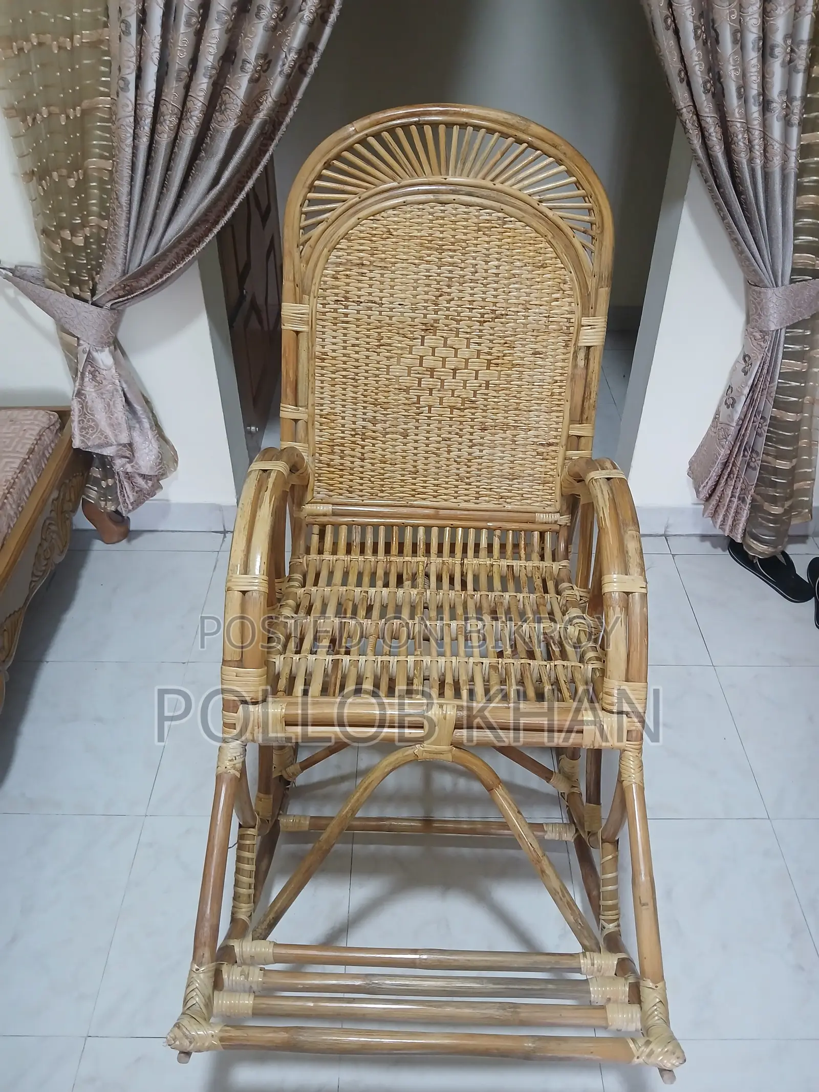 High Quality Rattan Rocking Chair.