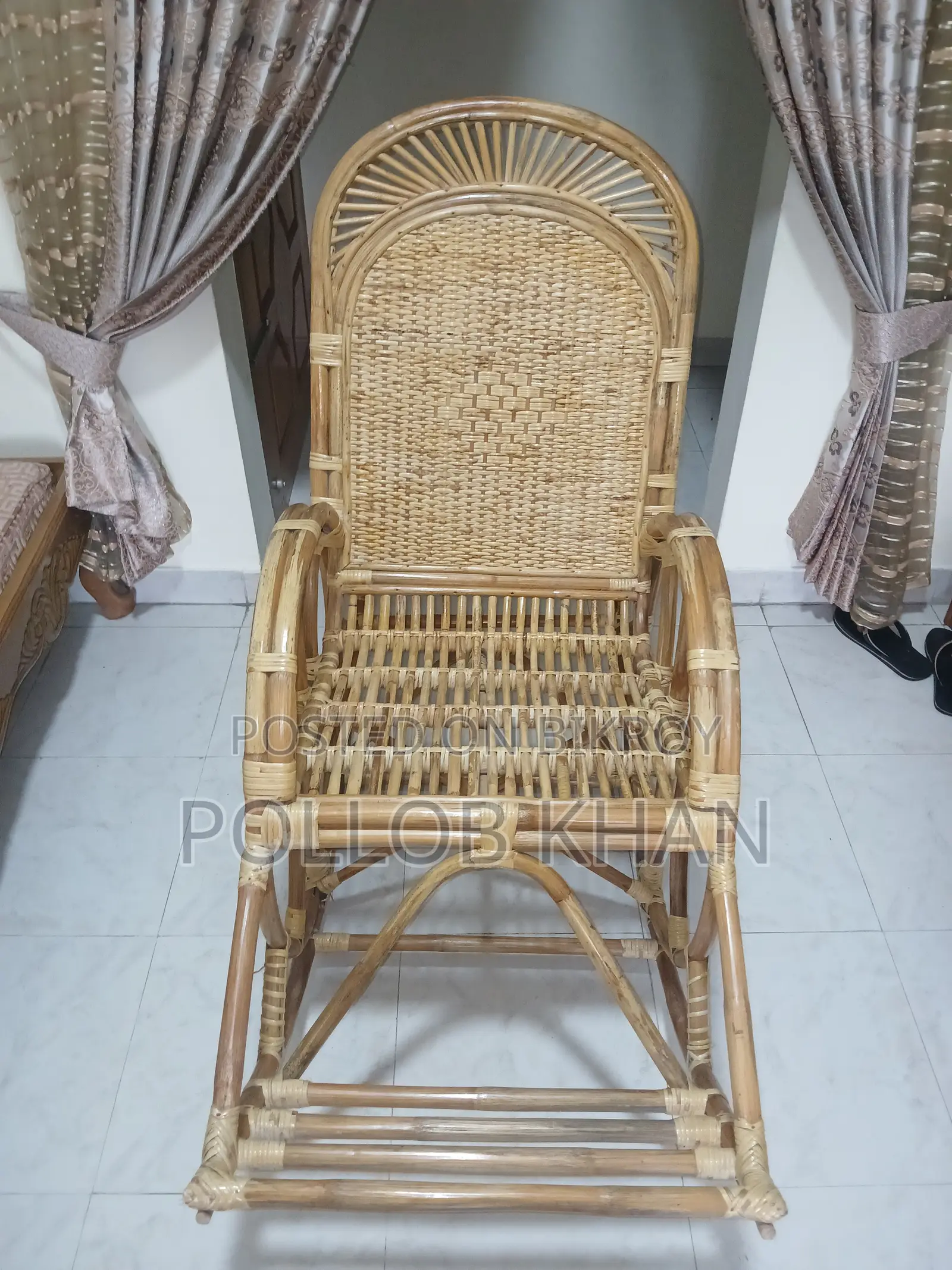 High Quality Rattan Rocking Chair.