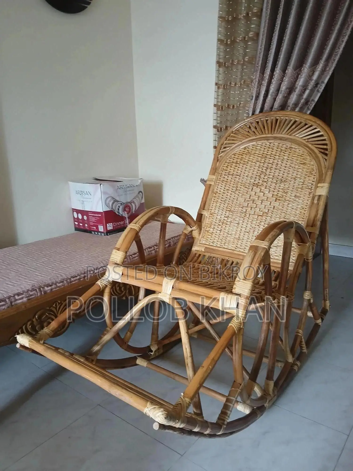 High Quality Rattan Rocking Chair.