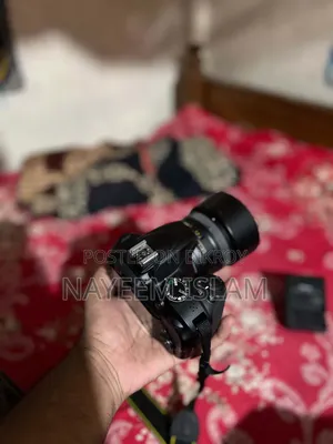 DSLR Camera