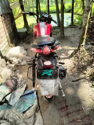 Benelli TNT 2019 Red