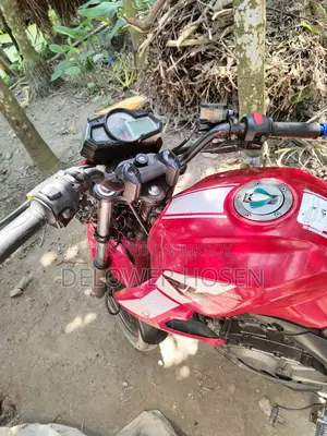 Benelli TNT 2019 Red