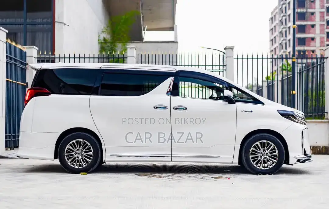 Toyota Alphard 2.5 Hybrid AWD 2019 Pearl