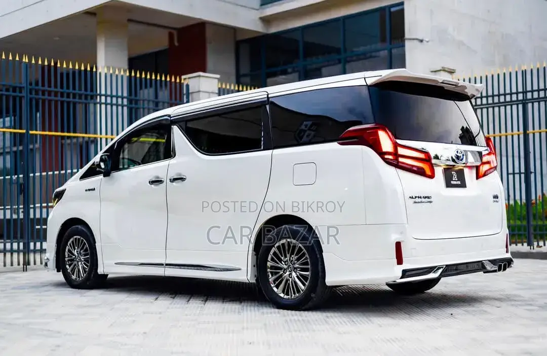 Toyota Alphard 2.5 Hybrid AWD 2019 Pearl