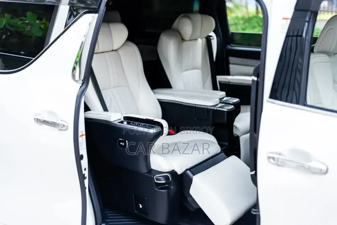 Toyota Alphard 2.5 Hybrid AWD 2019 Pearl