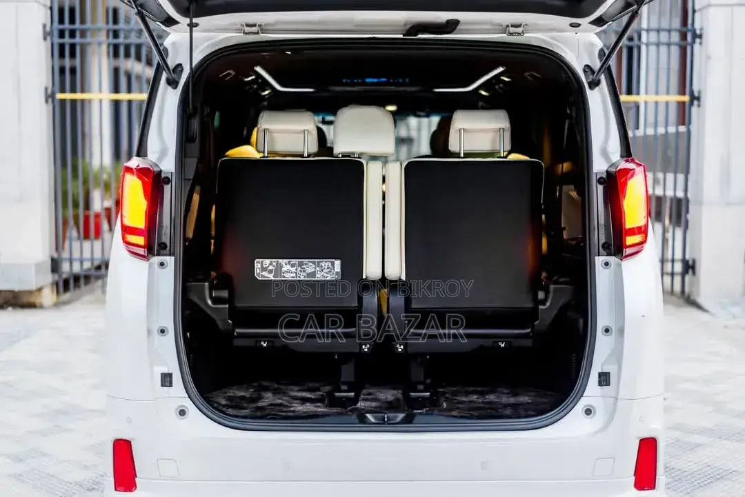Toyota Alphard 2.5 Hybrid AWD 2019 Pearl