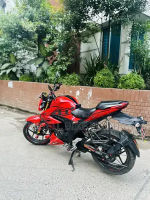 Suzuki 2022 Red