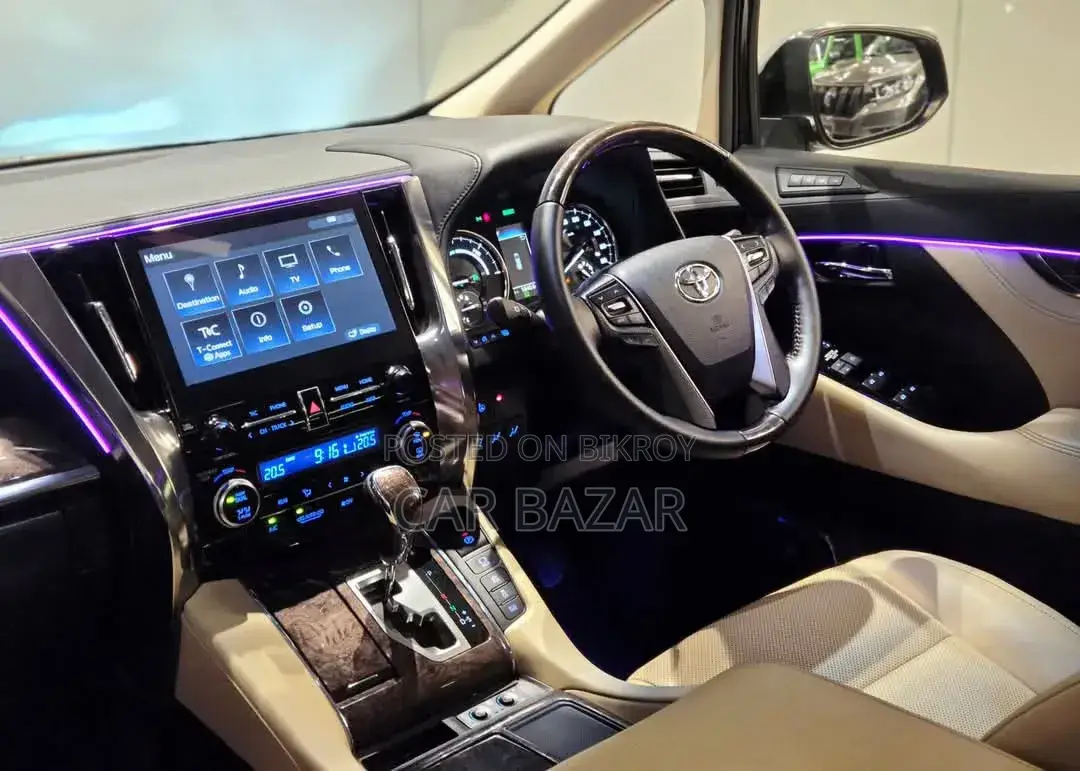 Toyota Alphard 2.5 Hybrid AWD 2019 Black