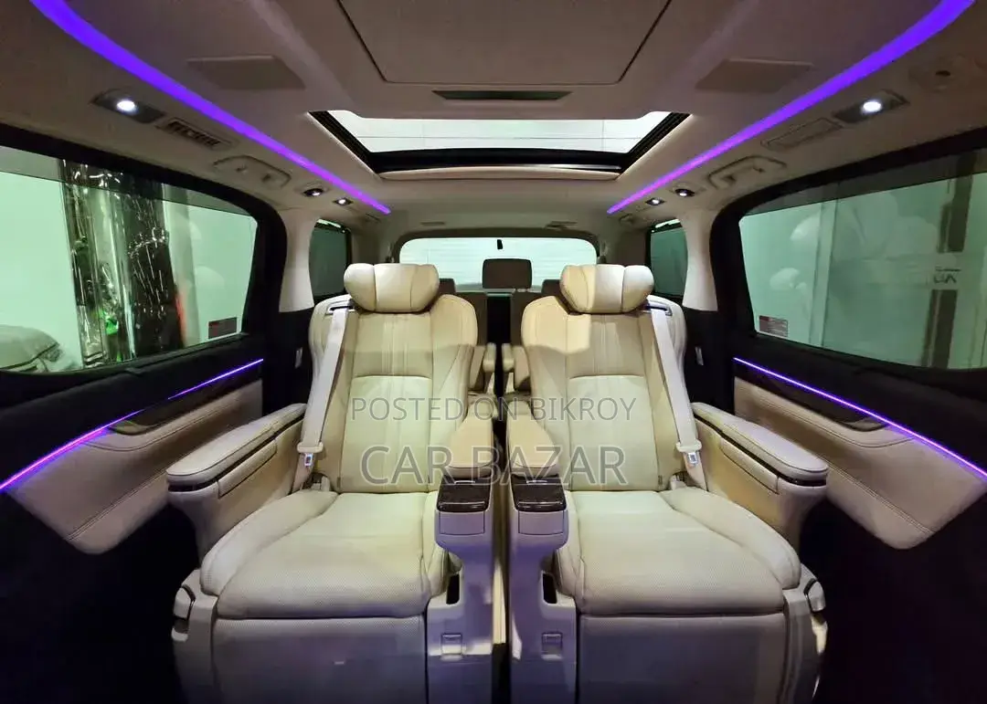 Toyota Alphard 2.5 Hybrid AWD 2019 Black
