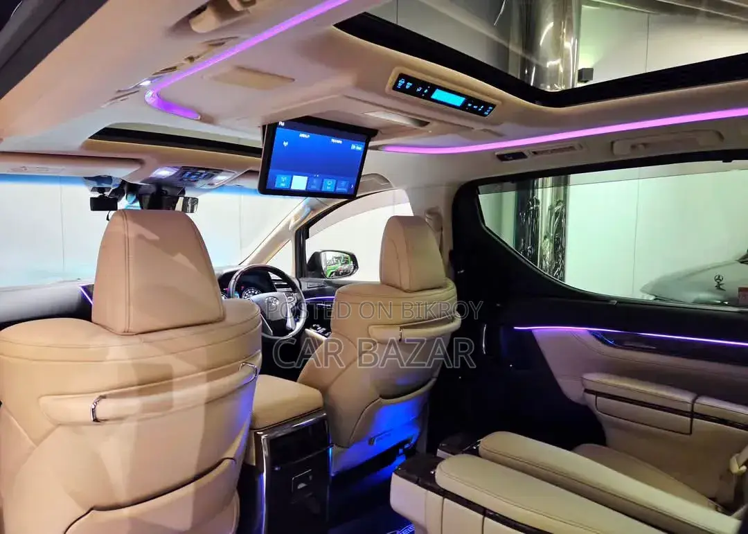 Toyota Alphard 2.5 Hybrid AWD 2019 Black