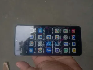 Vivo Y04 64 GB Black