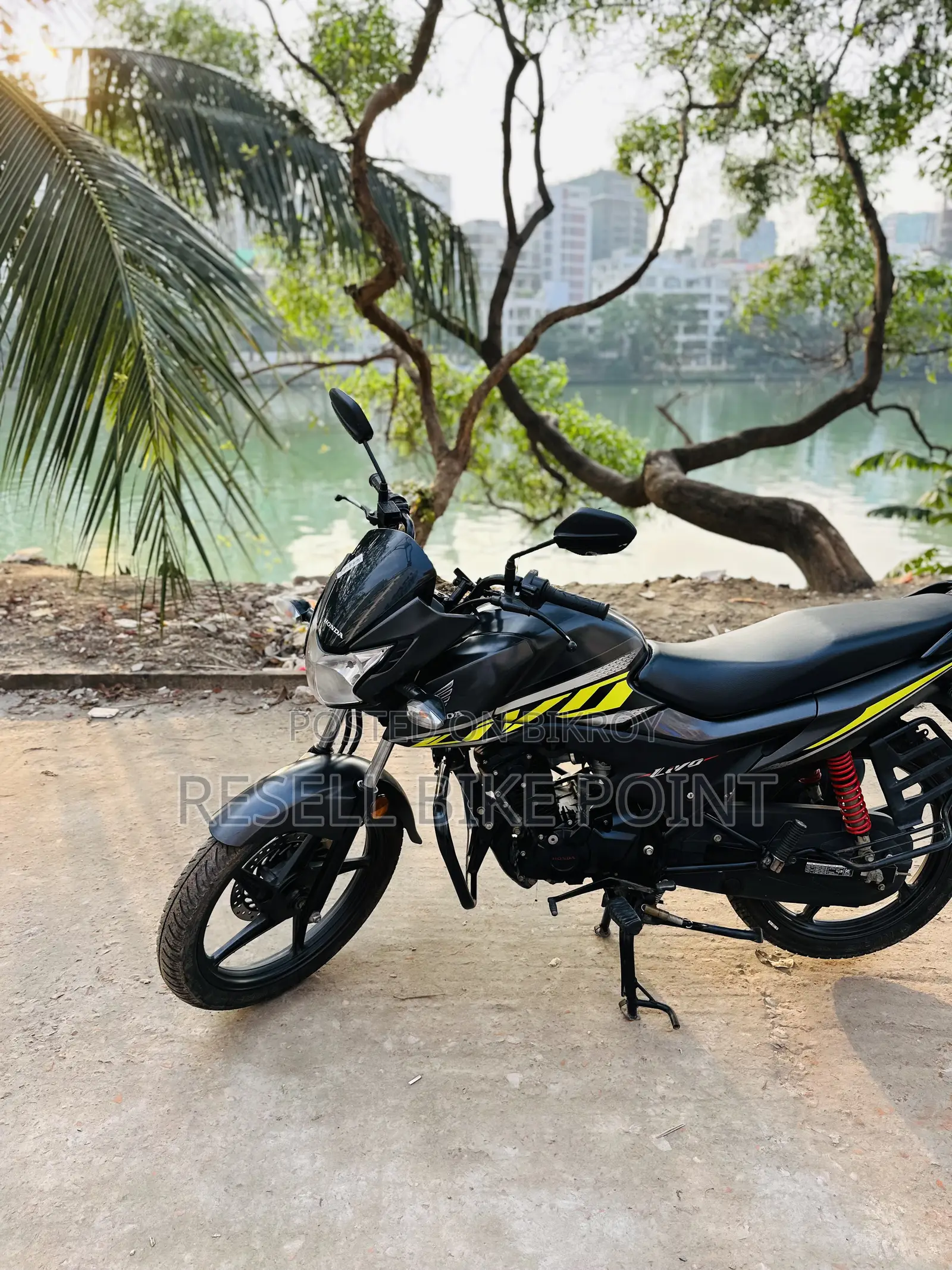 Honda 2025 Black