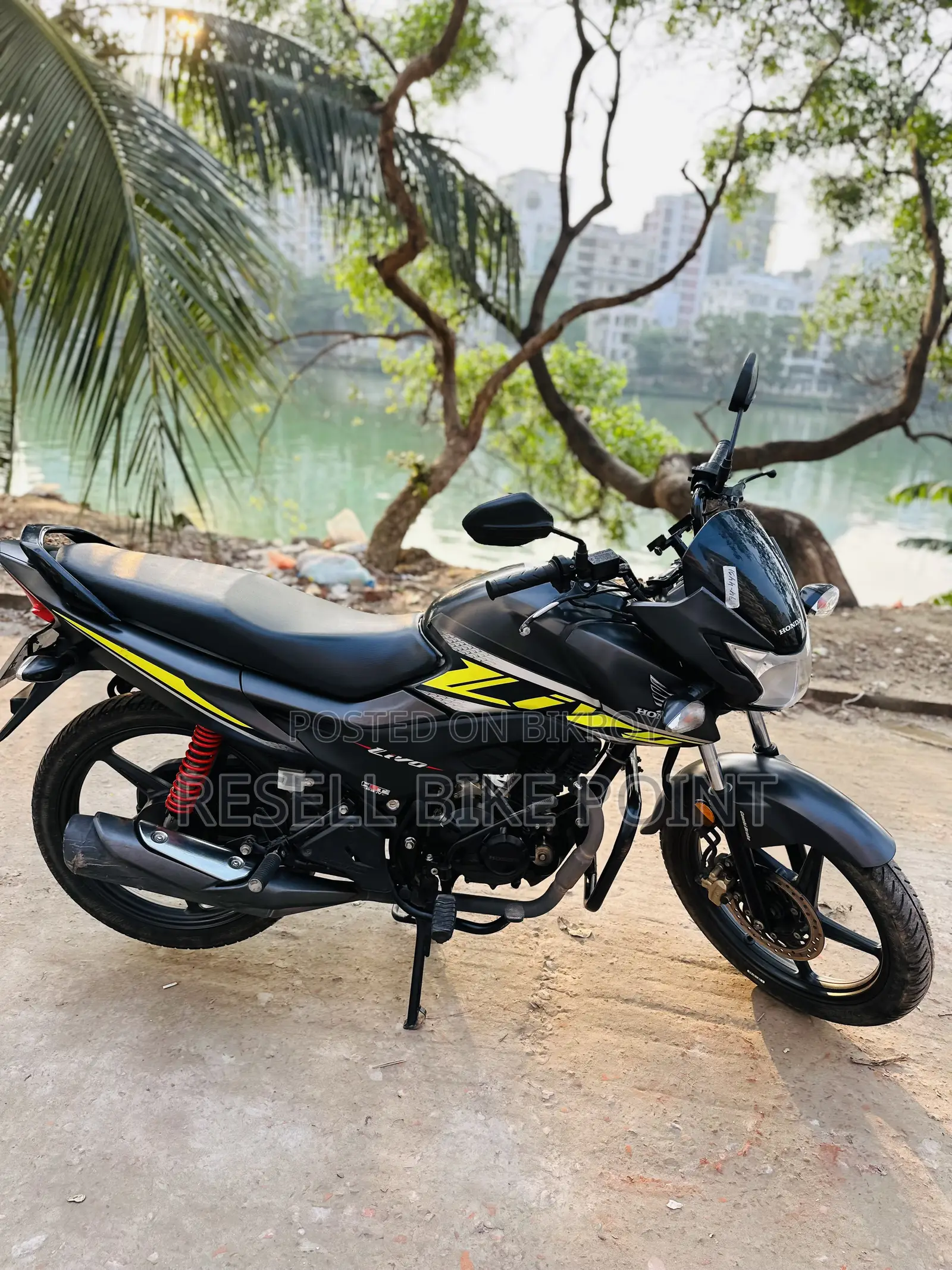 Honda 2025 Black
