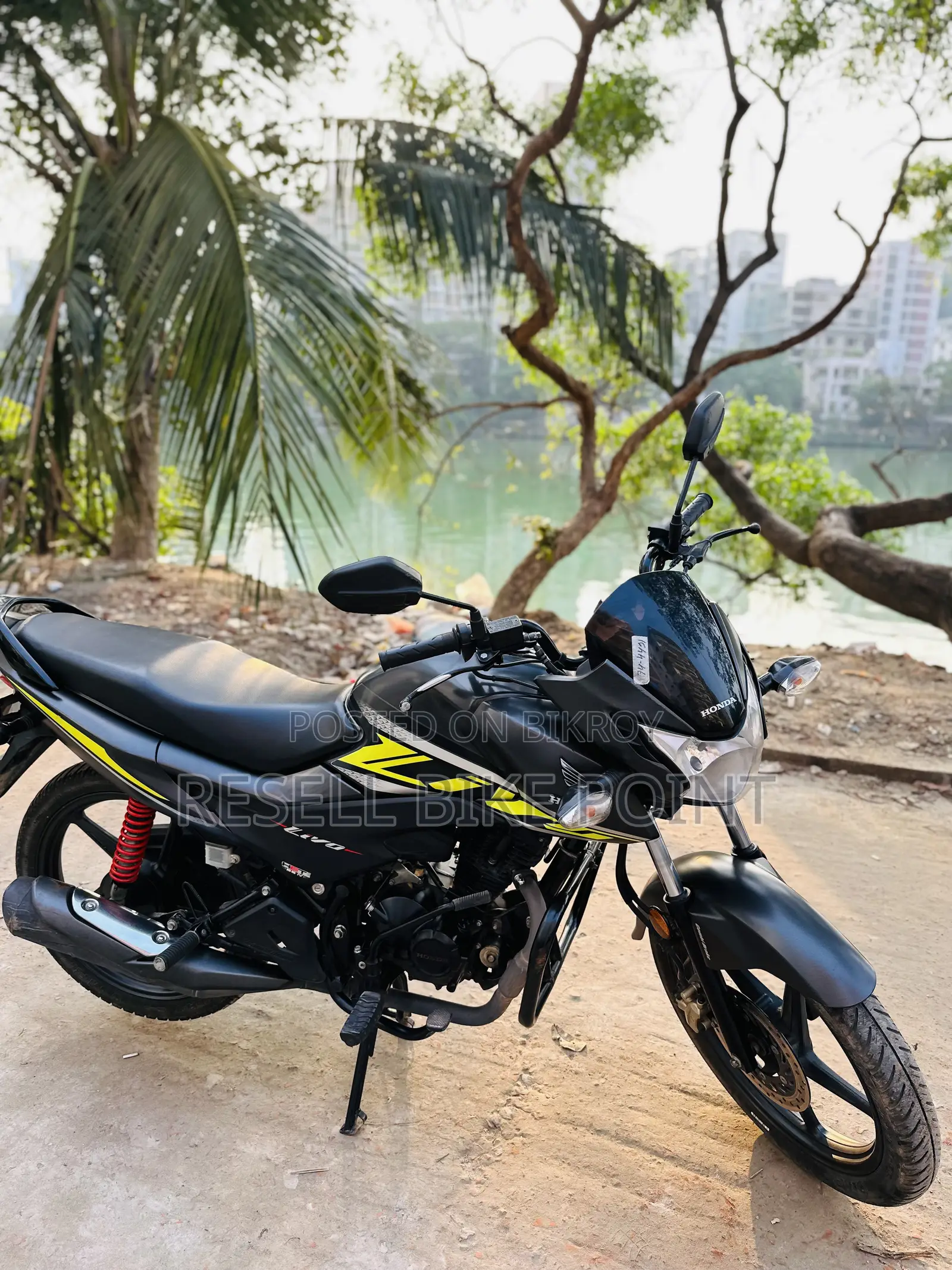 Honda 2025 Black