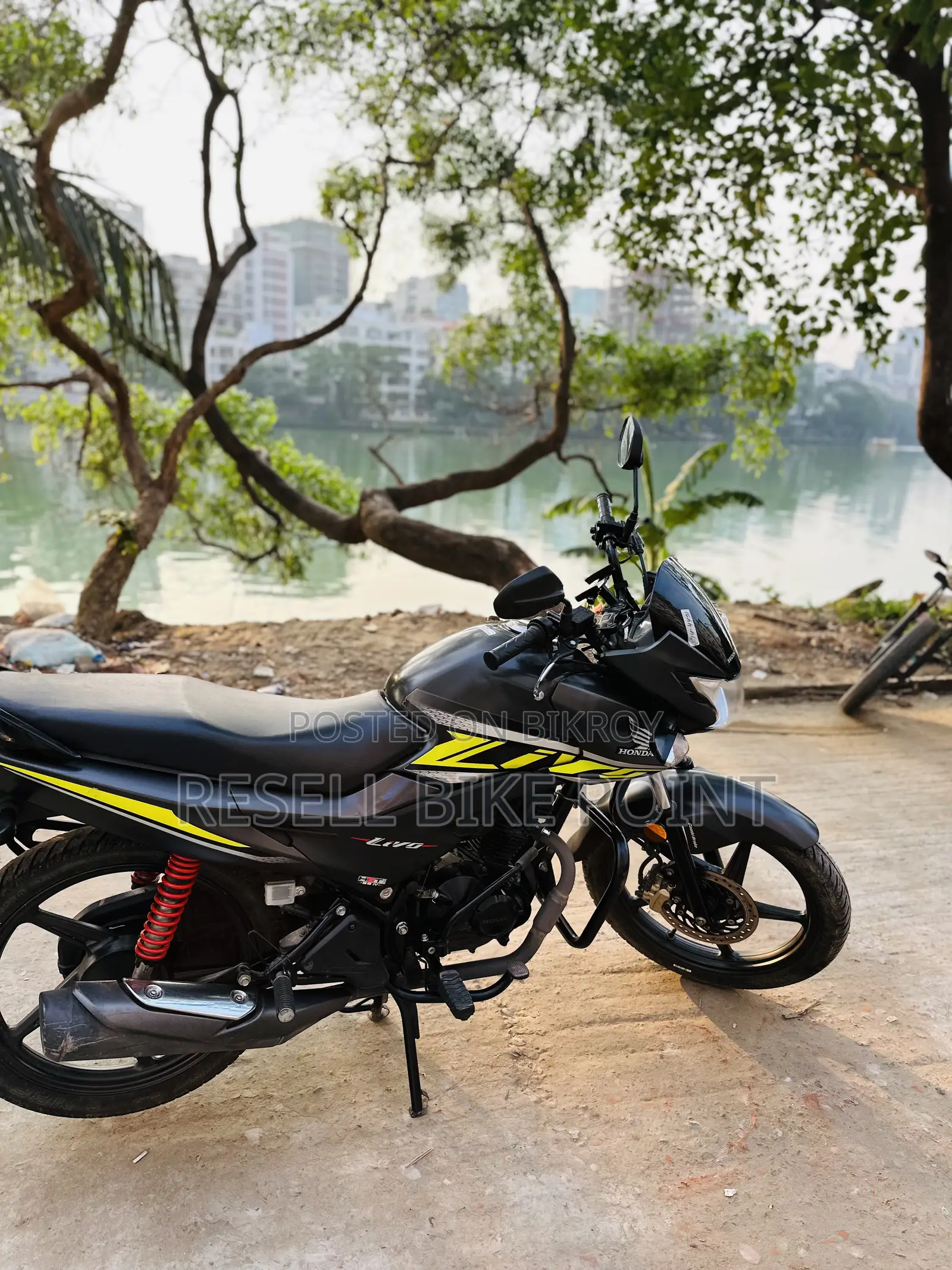 Honda 2025 Black