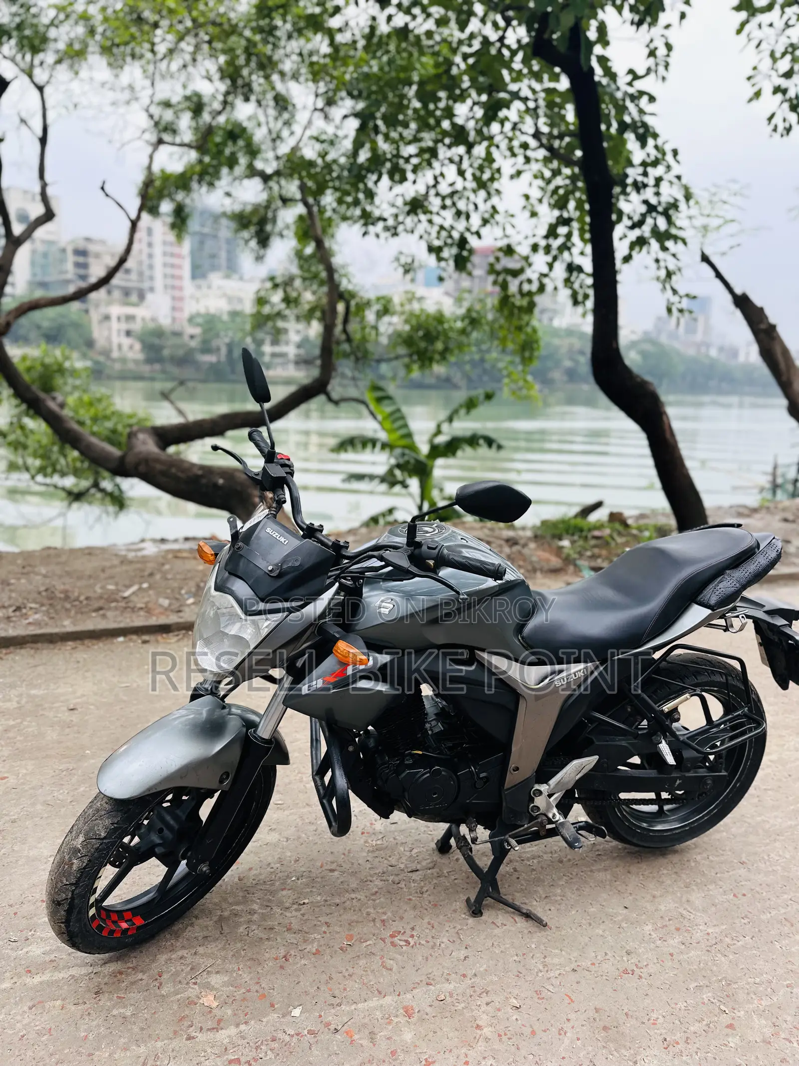 Suzuki Gixxer Monotone 2015 Gray