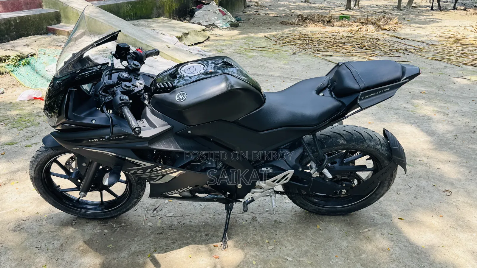 Yamaha R1 2025 Black