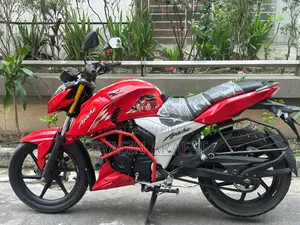 TVS Apache 160 4V 2022 Red