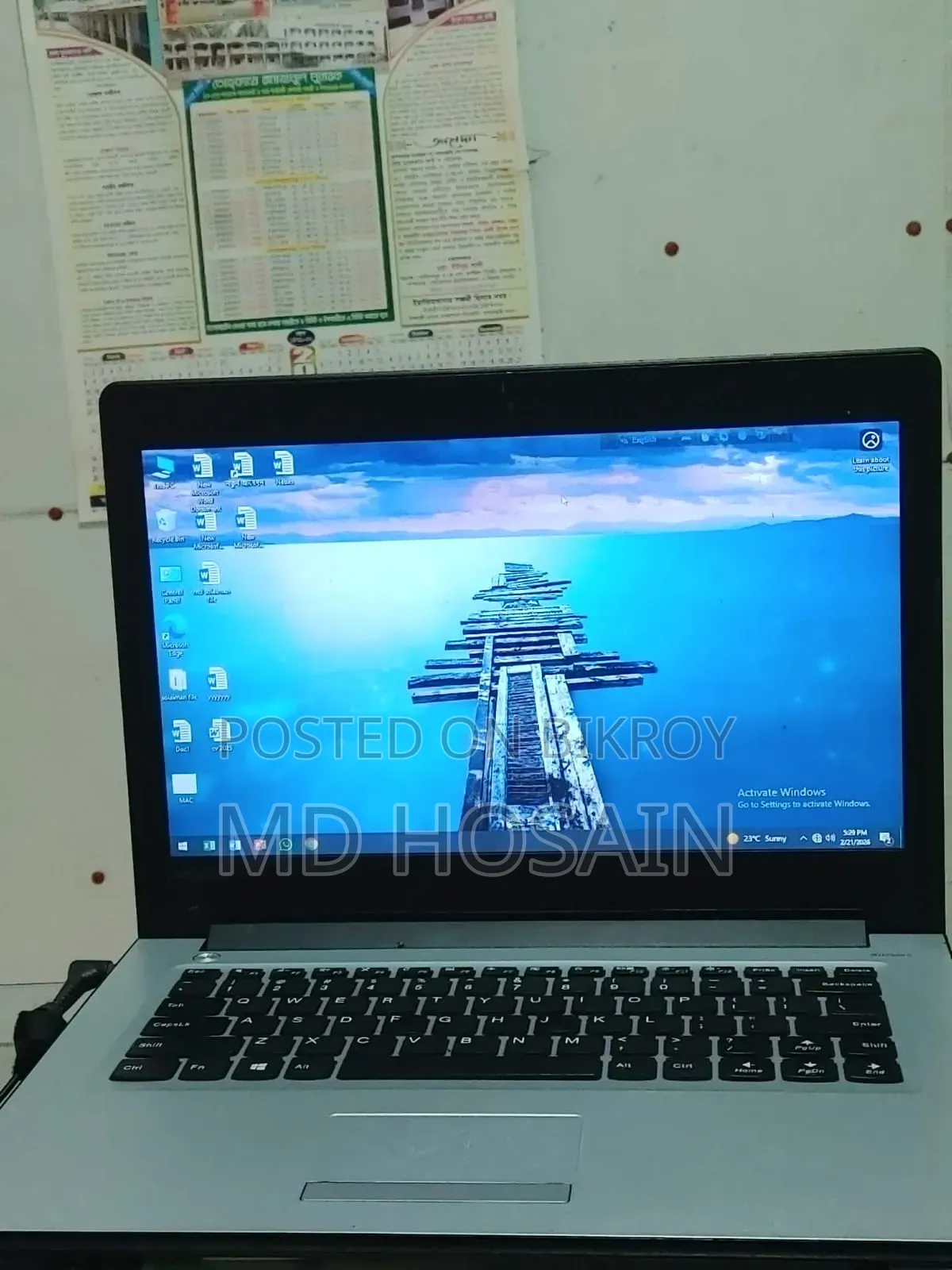 Laptop Lenovo 4GB RAM Intel Core i3 1TB HDD