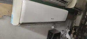 Gree 1.5 Ton Non Inverter AC