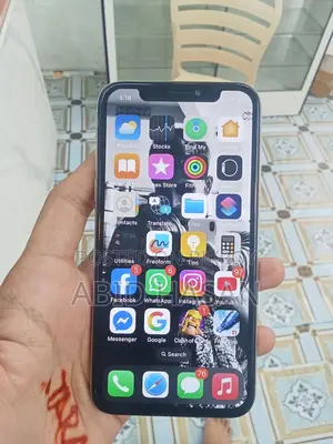 Apple iPhone X 256 GB White