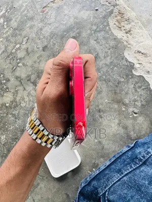 Apple iPhone 13 128 GB Red