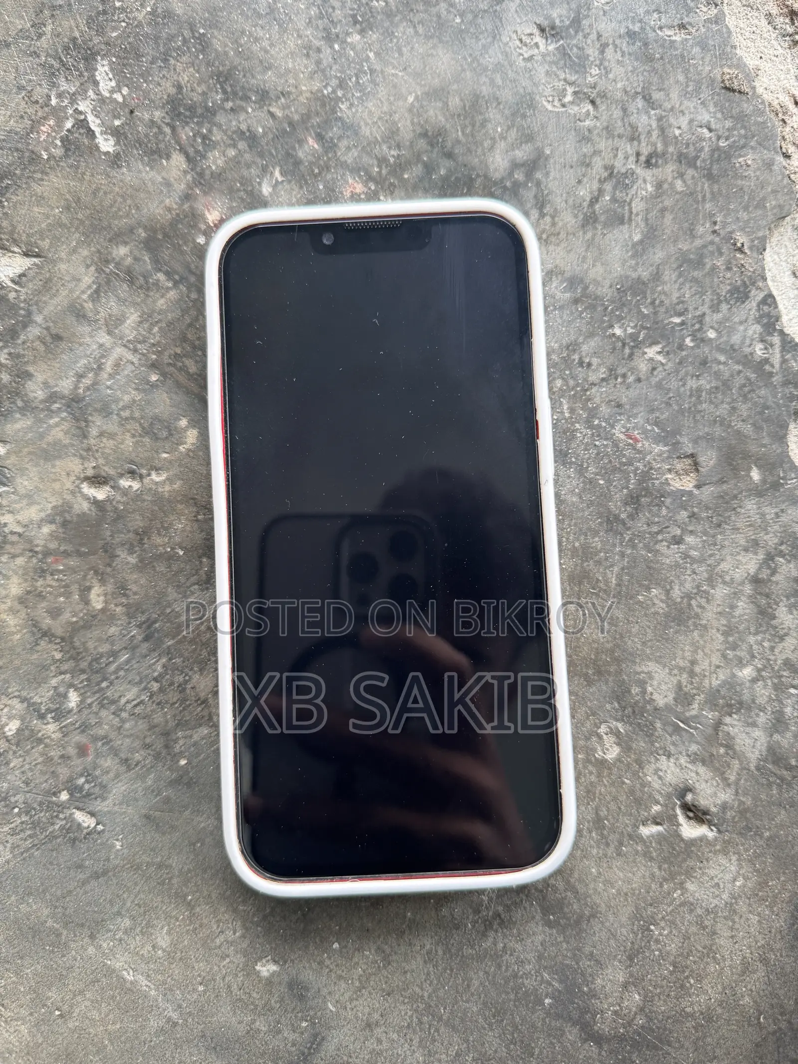 Apple iPhone 13 128 GB Red