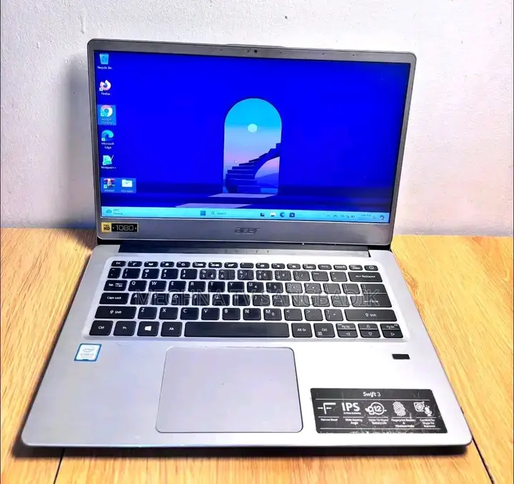 Laptop Acer 3GB Intel SSD 256GB