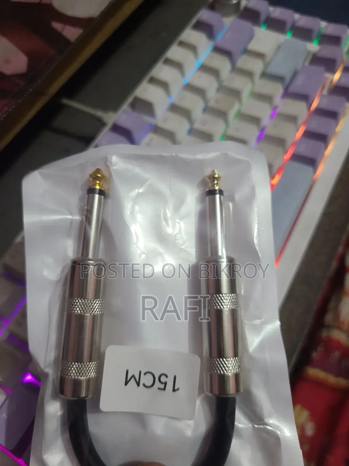 High Quality Guitar Cable (6 Layer Noiseless Gold Plated)(Imported)