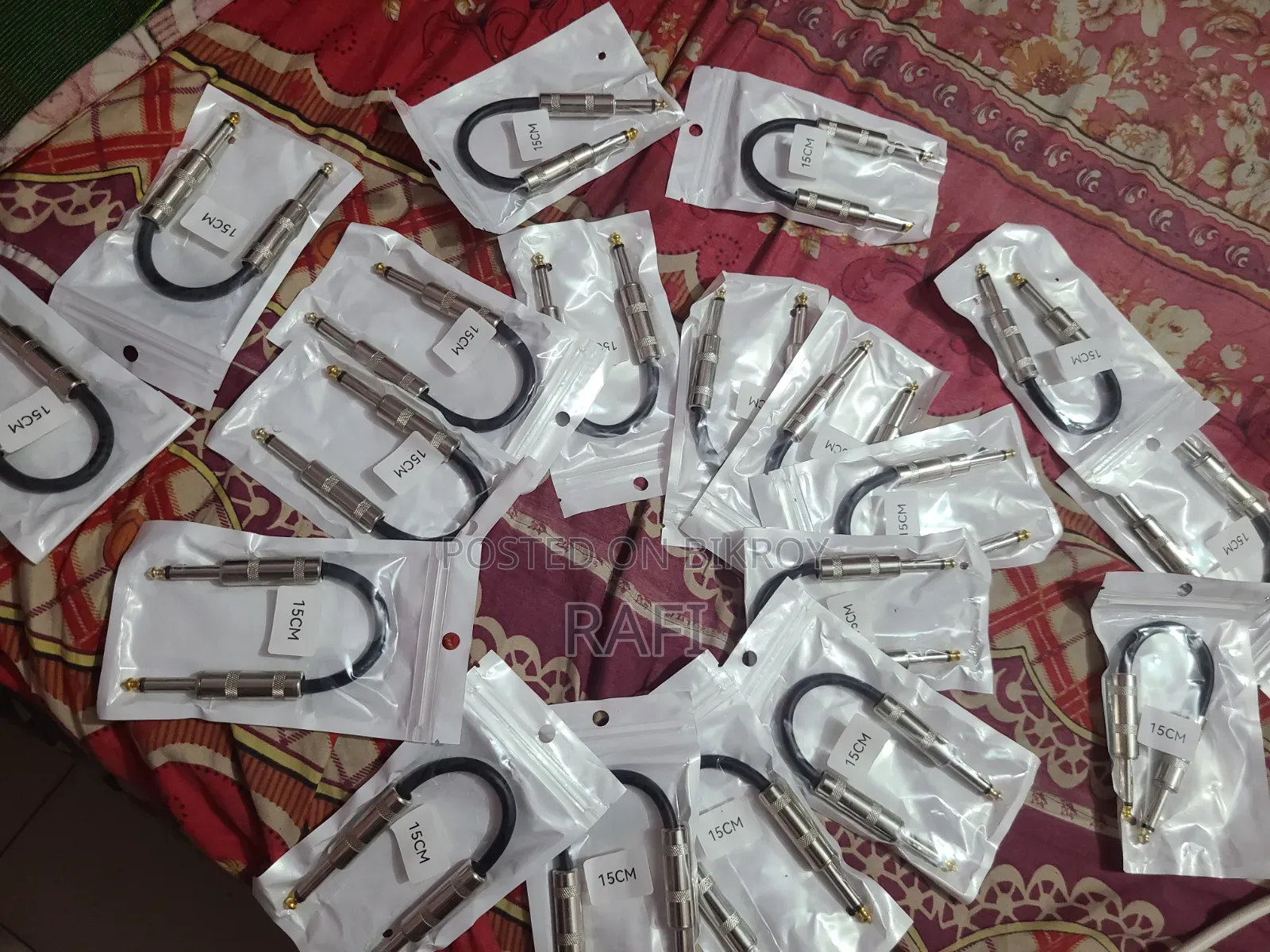 High Quality Guitar Cable (6 Layer Noiseless Gold Plated)(Imported)