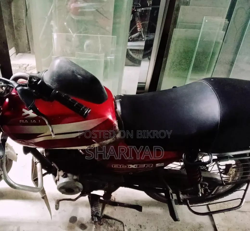 Bajaj Boxer 100 2017 Red